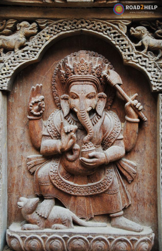 Reliquia tallada en madera del dios Ganesh